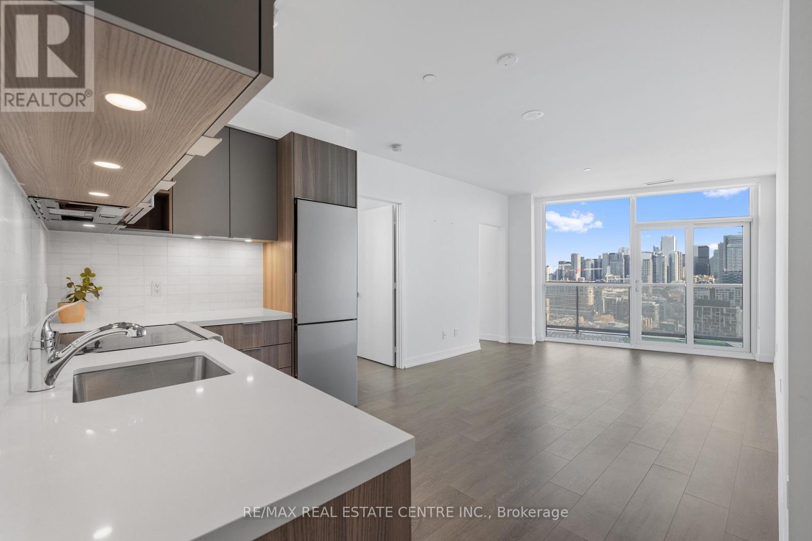 2407 - 30 Ordnance Street, Toronto, Ontario  M6K 0C8 - Photo 5 - C12629182