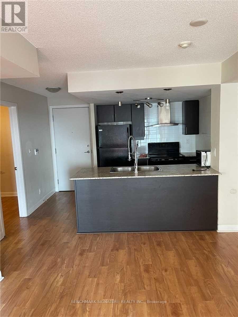 1609 - 25 Town Centre Court, Toronto (Bendale), Ontario  M1P 0B4 - Photo 2 - E12629154