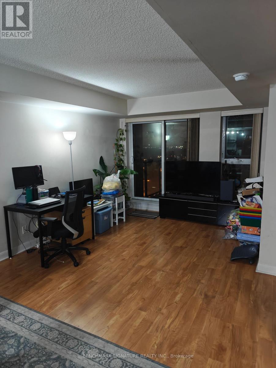 1609 - 25 Town Centre Court, Toronto (Bendale), Ontario  M1P 0B4 - Photo 4 - E12629154