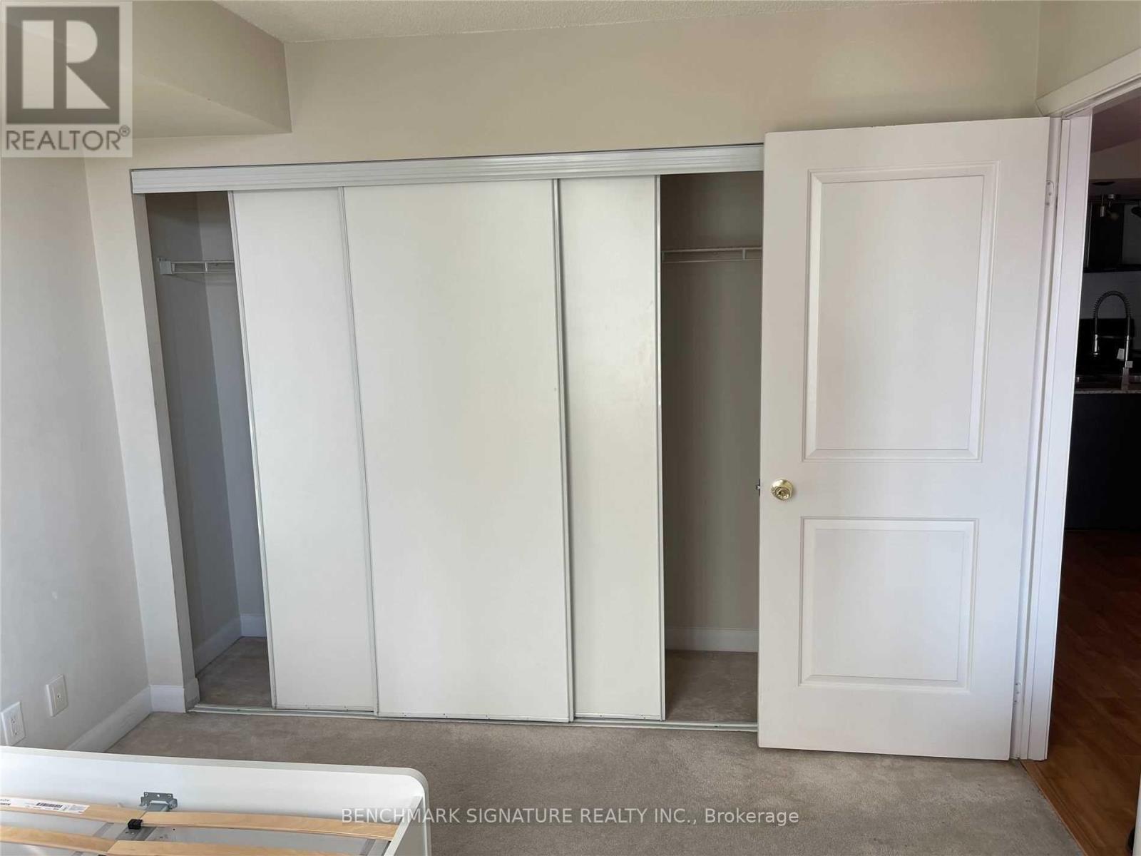 1609 - 25 Town Centre Court, Toronto (Bendale), Ontario  M1P 0B4 - Photo 6 - E12629154