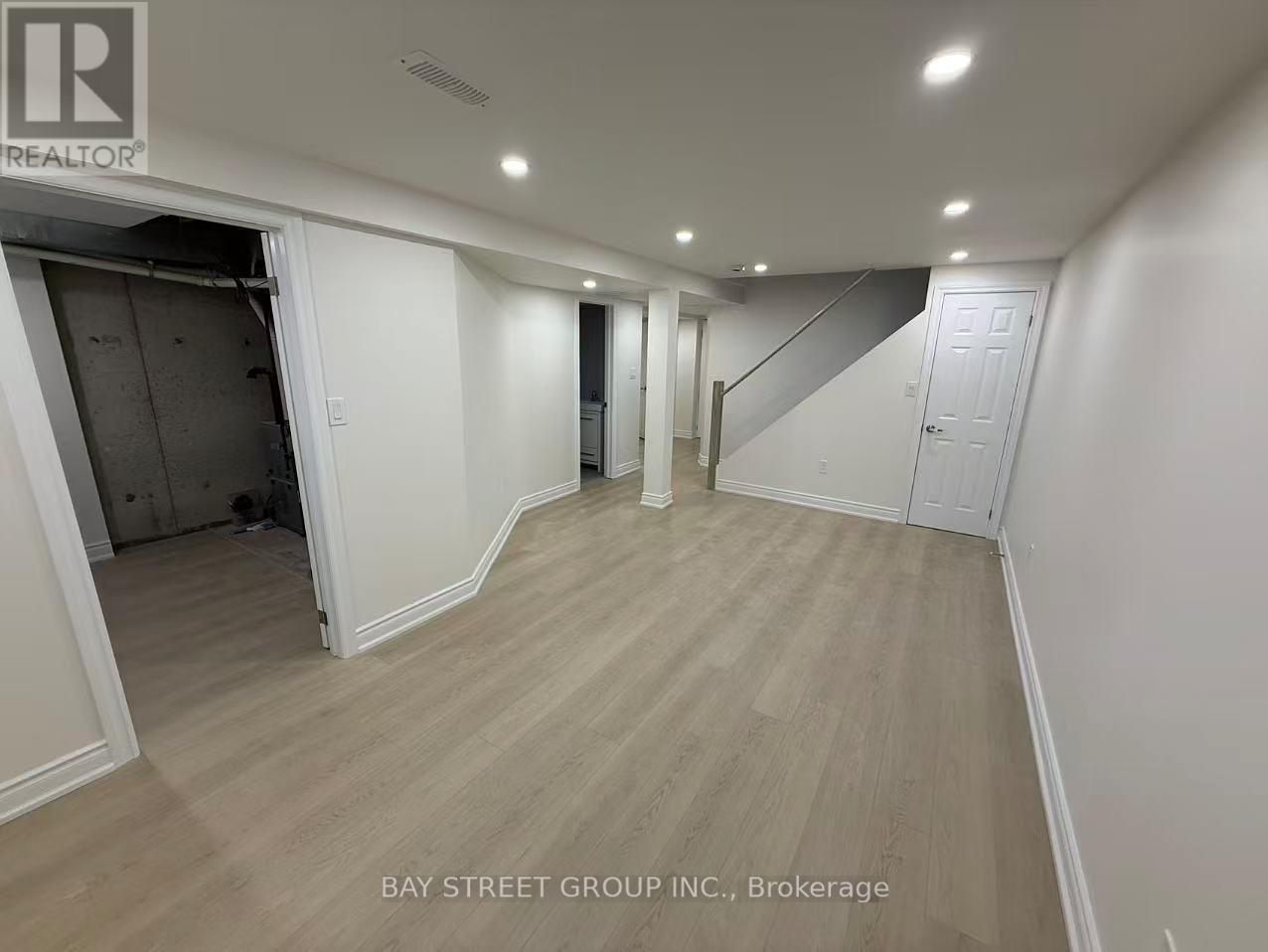 43 - 180 Blue Willow Drive, Vaughan (East Woodbridge), Ontario  L4L 9C9 - Photo 38 - N12629162