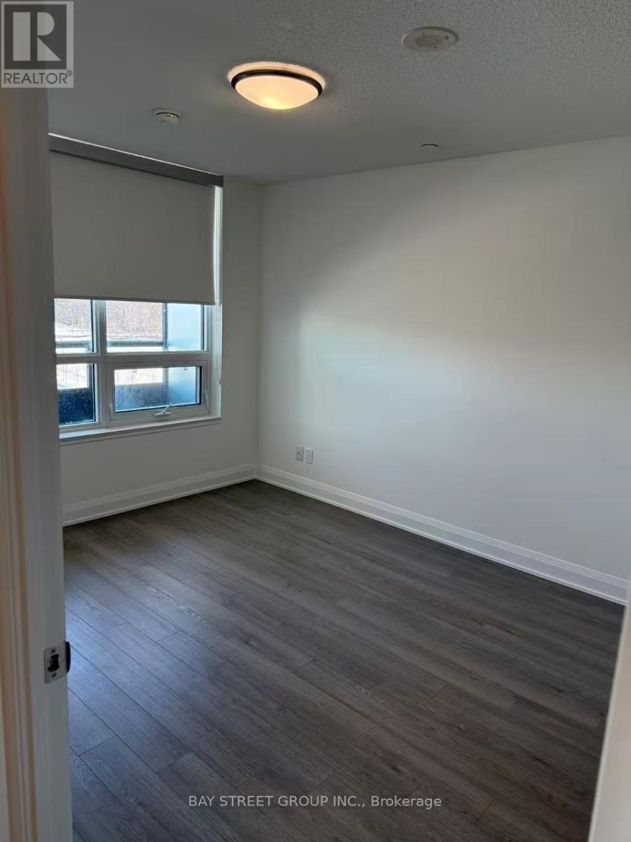 709 - 15 Water Walk Drive, Markham (Unionville), Ontario  L6G 0G2 - Photo 5 - N12629166