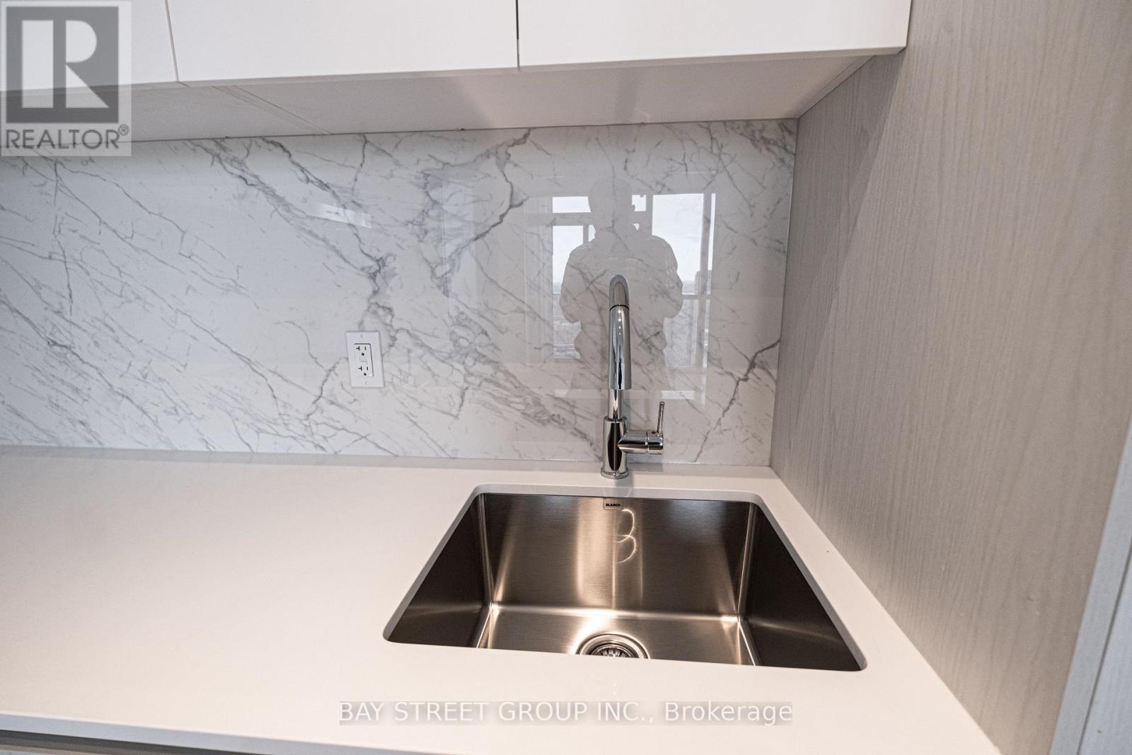 4105 - 28 Interchange Way, Vaughan, Ontario  L4K 0P8 - Photo 24 - N12629176