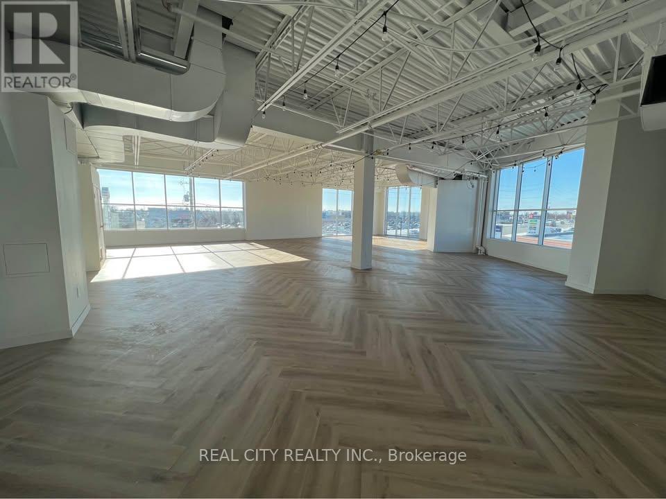 251 Guelph Street, Halton Hills, Ontario  L7G 4A8 - Photo 8 - W12629174