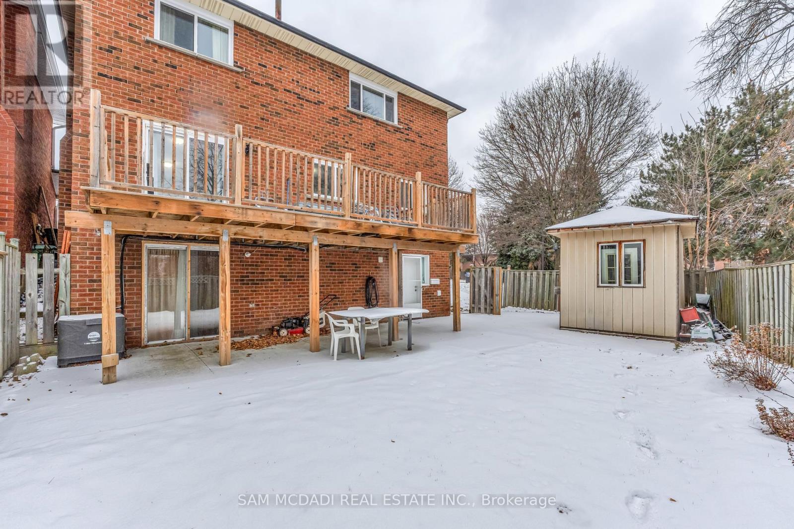 Unit 2 - 734 Woburn Woods Lane, Mississauga, Ontario  L5C 4N1 - Photo 19 - W12629178