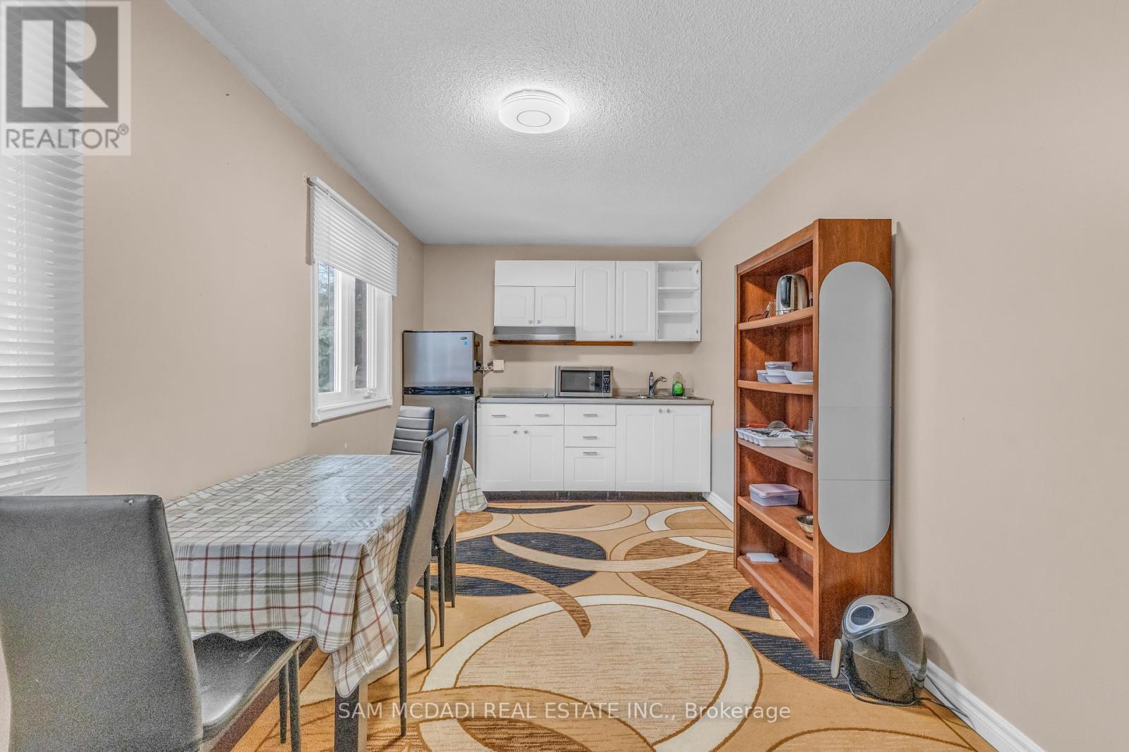 Upper Unit - 734 Woburn Woods Lane, Mississauga, Ontario  L5C 4N1 - Photo 21 - W12629180