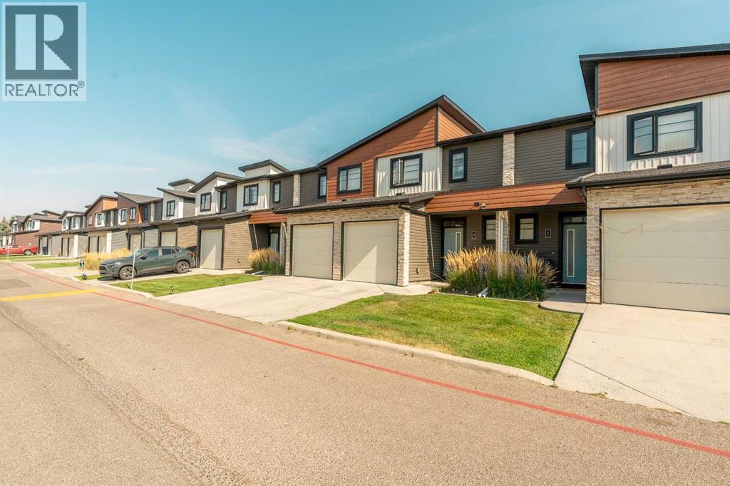 4, 414 Highlands Boulevard W, Lethbridge, Alberta  T1J 5K5 - Photo 3 - A2274974