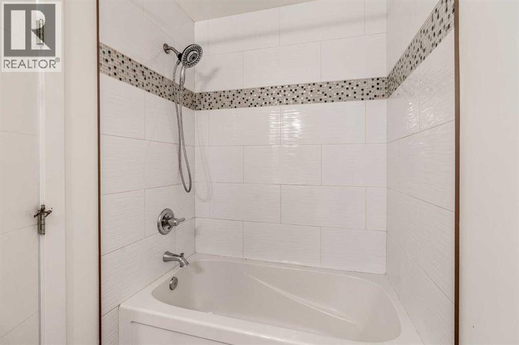 4, 414 Highlands Boulevard W, Lethbridge, Alberta  T1J 5K5 - Photo 31 - A2274974