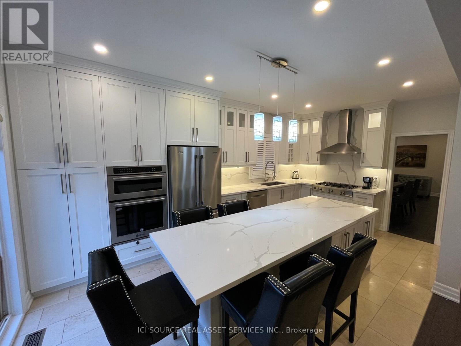 Upper - 419 Seneca Court, Newmarket (Summerhill Estates), Ontario  L3X 2C8 - Photo 11 - N12629196