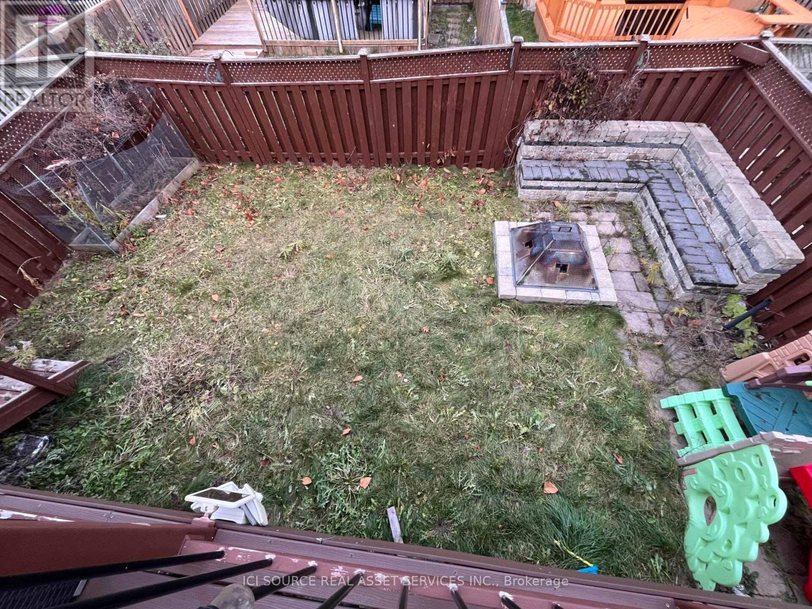 Upper - 419 Seneca Court, Newmarket (Summerhill Estates), Ontario  L3X 2C8 - Photo 19 - N12629196