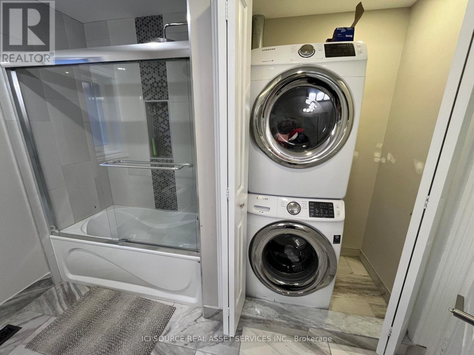 Upper - 419 Seneca Court, Newmarket (Summerhill Estates), Ontario  L3X 2C8 - Photo 32 - N12629196