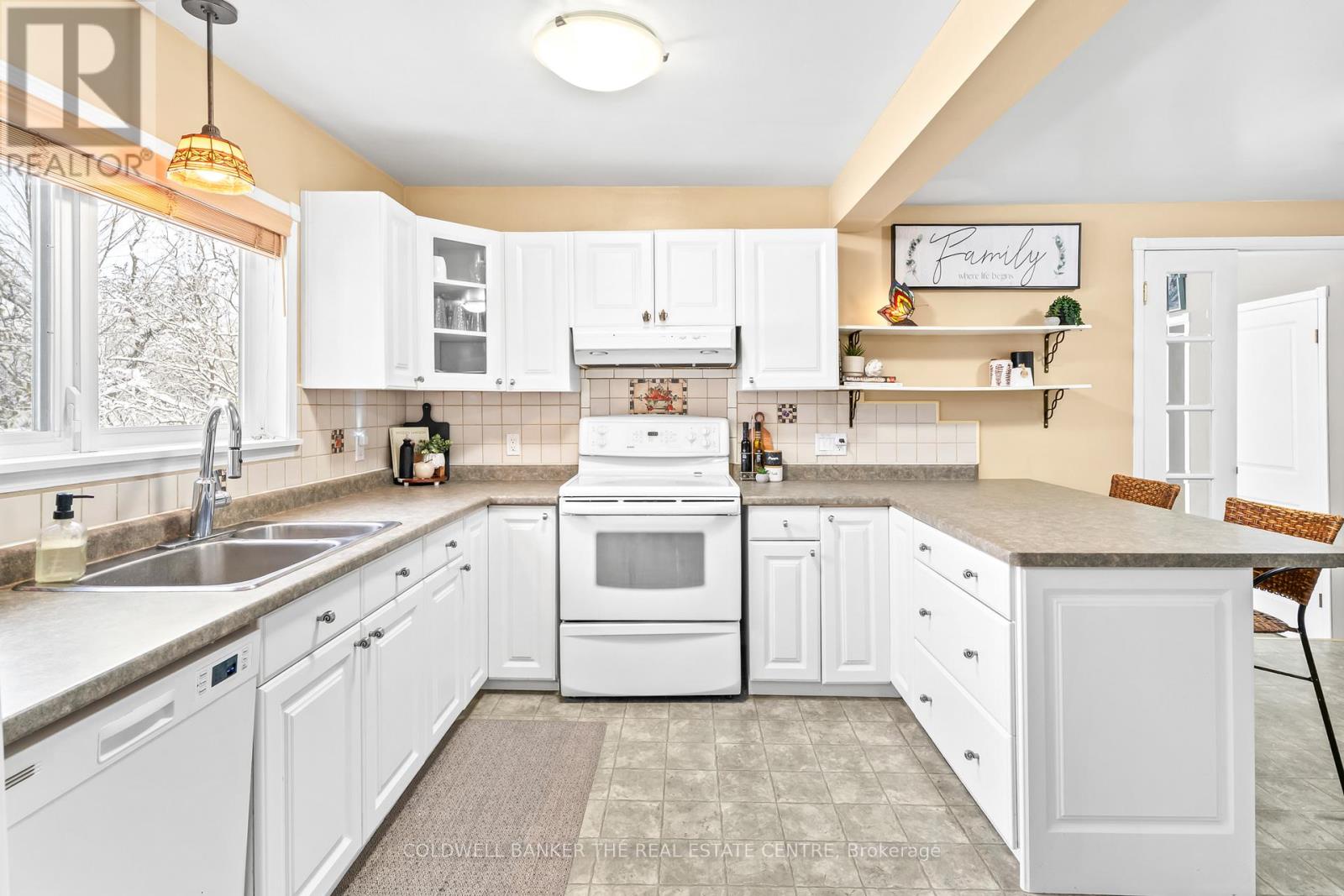 829 Memorial Avenue, Orillia, Ontario L3V 0T7 - Photo 8 - S12629192