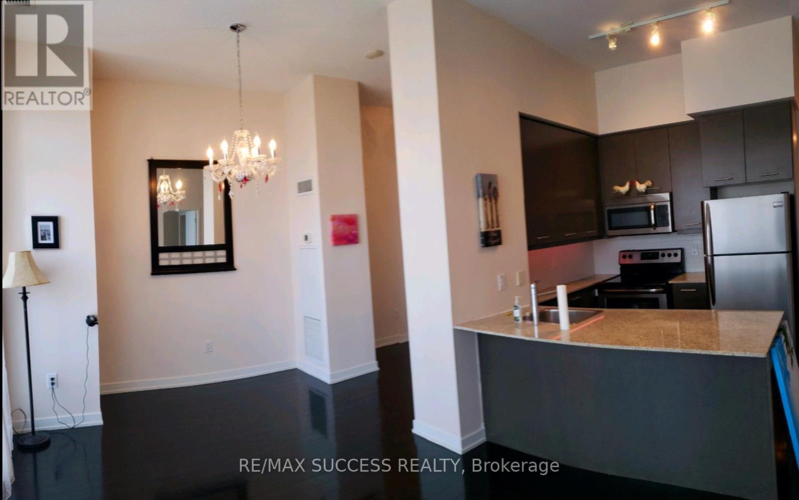 408 - 365 Prince Of Wales Drive, Mississauga, Ontario  L5B 0G6 - Photo 7 - W12606030