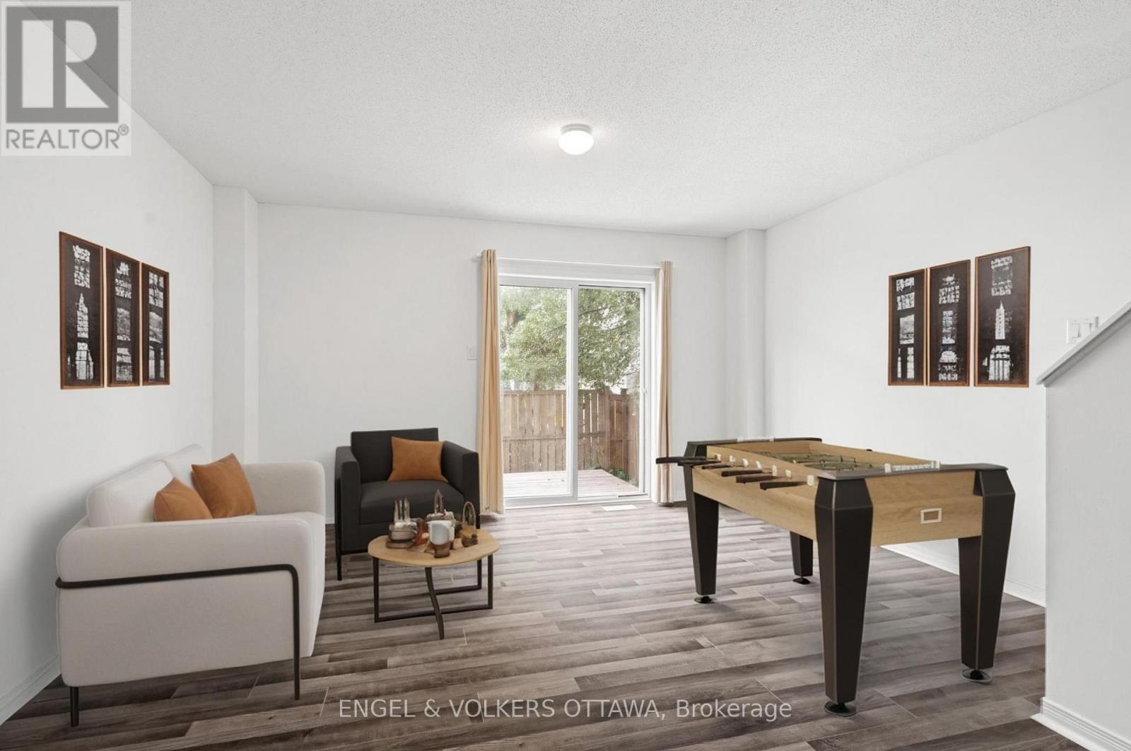 142 Wharhol Private, Ottawa, Ontario K2H 1G5 - Photo 24 - X12463500