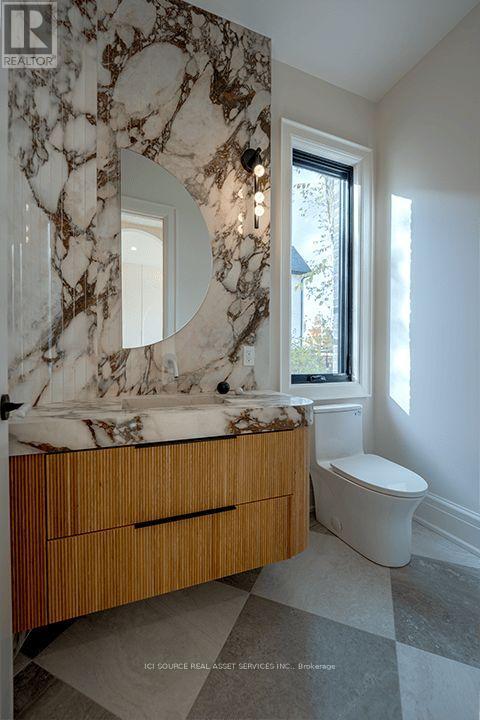 38 Ridgevale Drive, Toronto, Ontario  M6A 1K8 - Photo 16 - C12629210