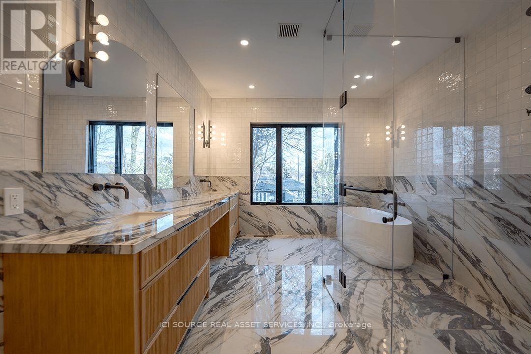 38 Ridgevale Drive, Toronto, Ontario  M6A 1K8 - Photo 22 - C12629210