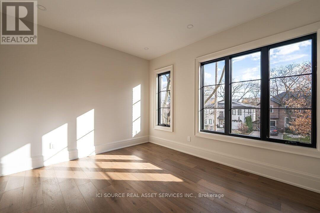 38 Ridgevale Drive, Toronto, Ontario  M6A 1K8 - Photo 24 - C12629210