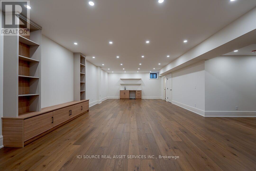 38 Ridgevale Drive, Toronto, Ontario  M6A 1K8 - Photo 34 - C12629210