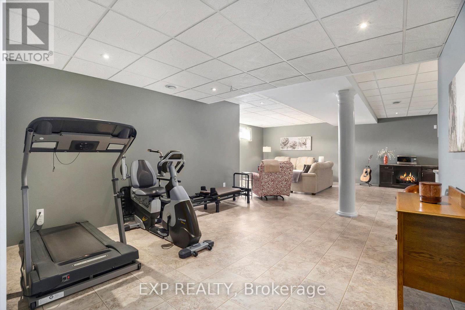 2003 Farisita Drive, Ottawa, Ontario  K0A 3H0 - Photo 29 - X12462674