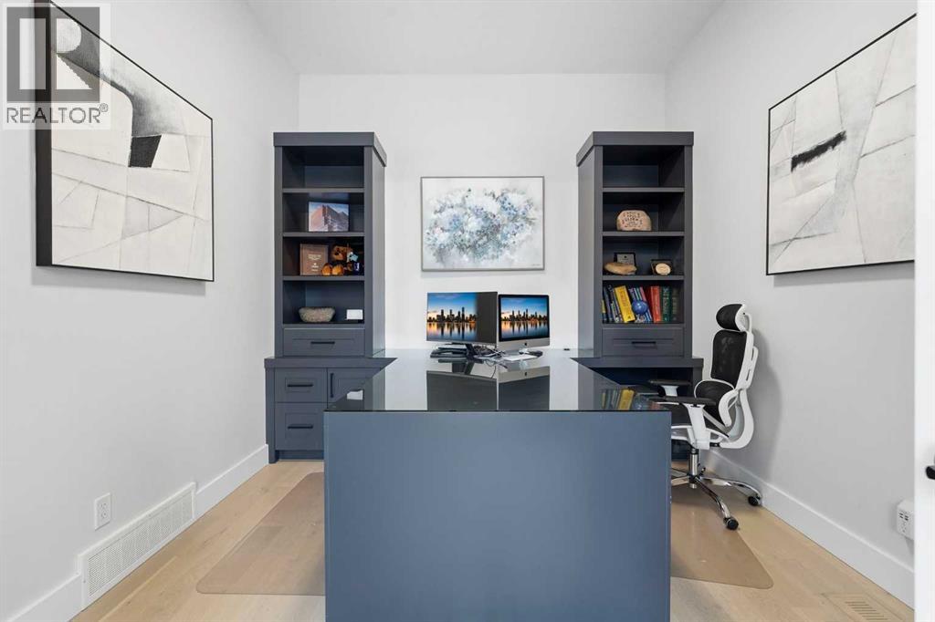 154 Aspen Summit Close Sw, Calgary, Alberta  T3H 6B3 - Photo 3 - A2273645