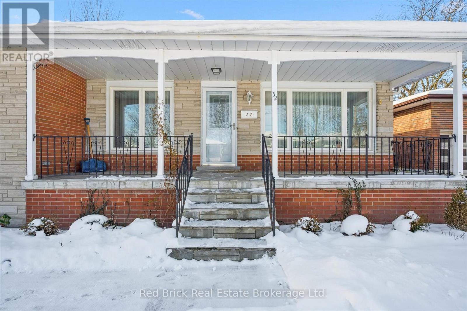 32 Algoma Drive S, Guelph, Ontario N1E 1C7 - Photo 4 - X12629230