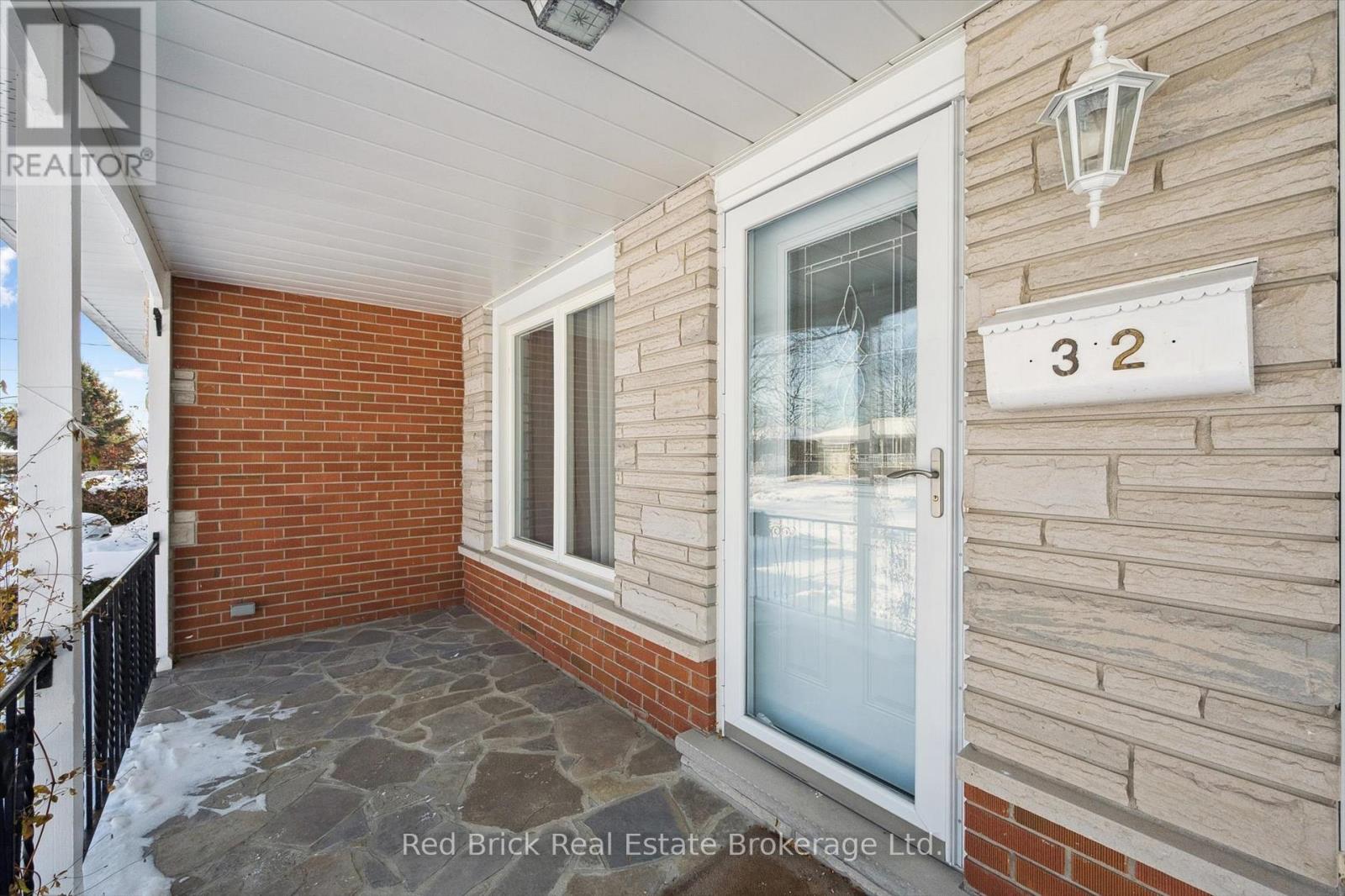 32 Algoma Drive S, Guelph, Ontario N1E 1C7 - Photo 5 - X12629230