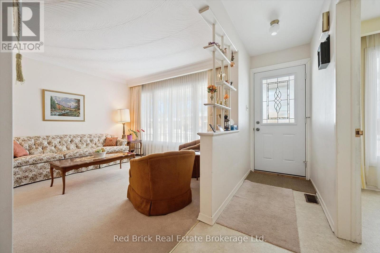 32 Algoma Drive S, Guelph, Ontario N1E 1C7 - Photo 6 - X12629230