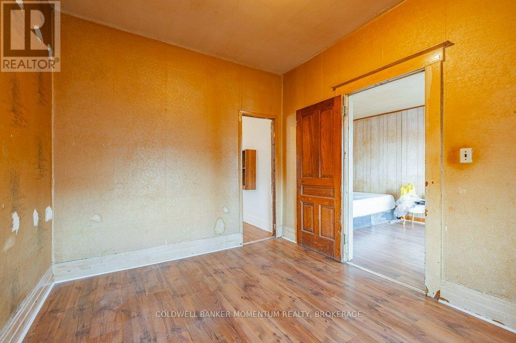 60 Page Street, St. Catharines, Ontario  L2R 4A7 - Photo 24 - X12629222