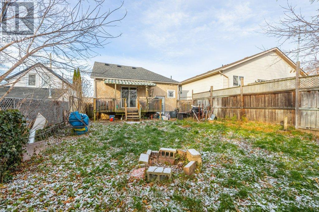 60 Page Street, St. Catharines, Ontario  L2R 4A7 - Photo 38 - X12629222