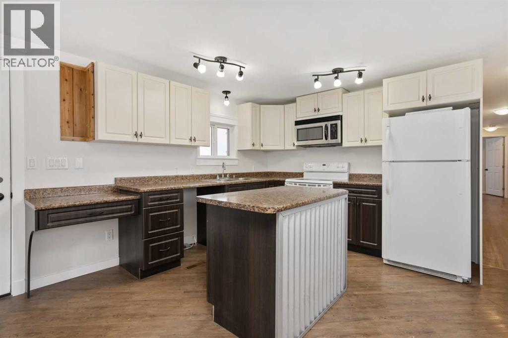 47563 200 Range, Rural Camrose County, Alberta  T4V 2N1 - Photo 8 - A2274774