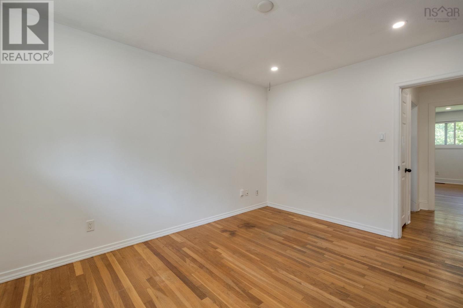 1 Grandview Drive, Dartmouth, Nova Scotia  B2W 1X4 - Photo 18 - 202523786