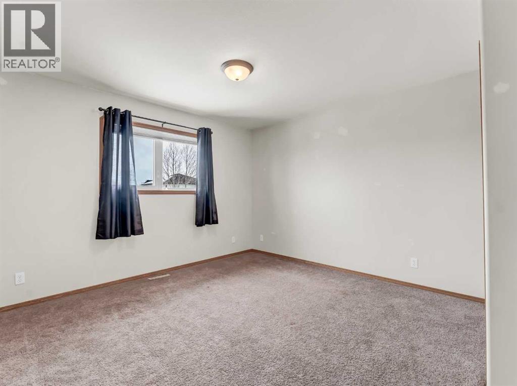 18 Vista Close Se, Medicine Hat, Alberta T1B 0A9 - Photo 23 - A2273526