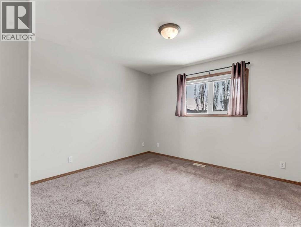 18 Vista Close Se, Medicine Hat, Alberta T1B 0A9 - Photo 21 - A2273526