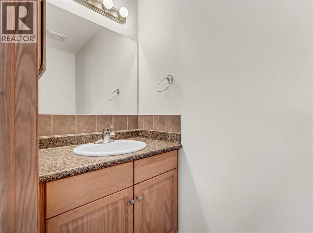 18 Vista Close Se, Medicine Hat, Alberta T1B 0A9 - Photo 19 - A2273526