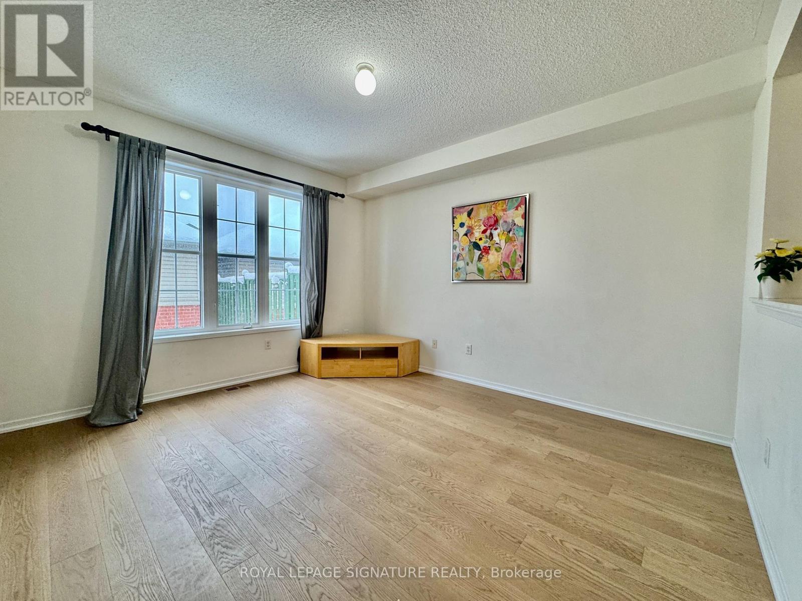 7 Yale Lane, Markham, Ontario  L6B 1H4 - Photo 2 - N12629240