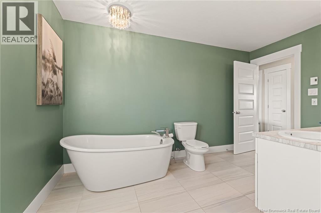 25 Brevet Street, Moncton, New Brunswick E1G 5S5 - Photo 21 - NB131128