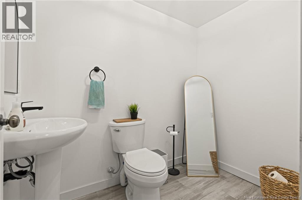 25 Brevet Street, Moncton, New Brunswick E1G 5S5 - Photo 33 - NB131128