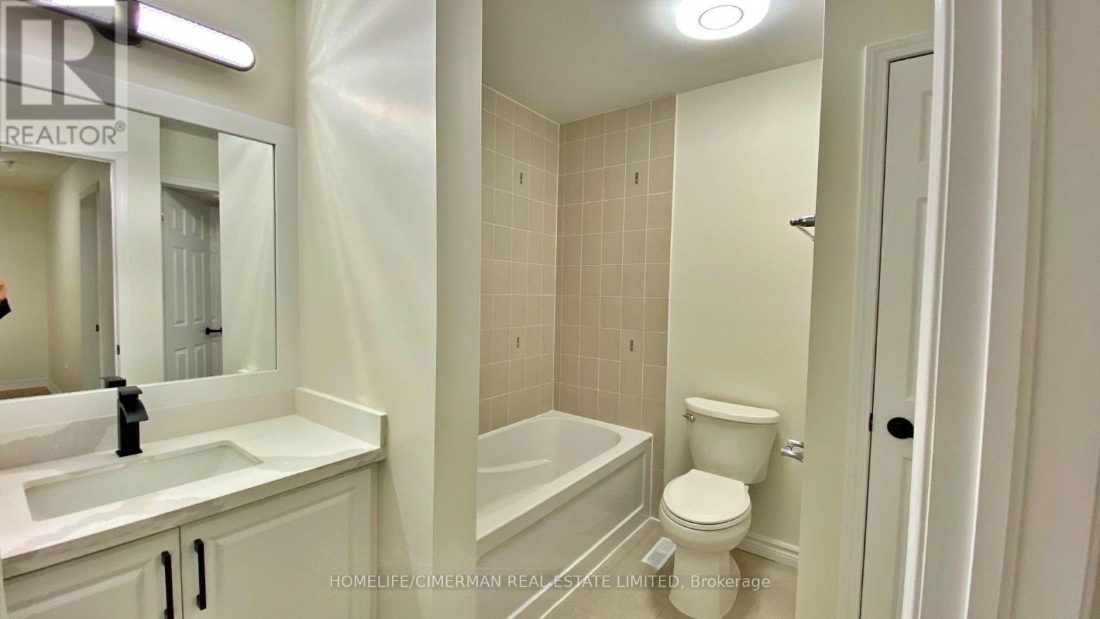 439 Cavanagh Lane, Milton, Ontario  L9T 8G6 - Photo 10 - W12629238