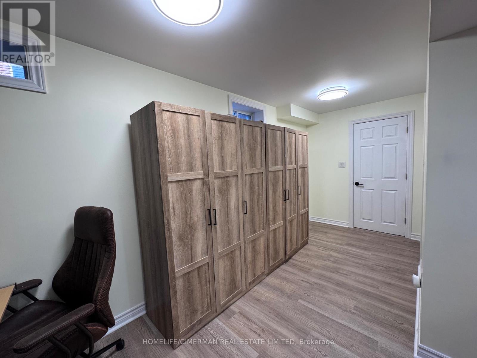 439 Cavanagh Lane, Milton, Ontario  L9T 8G6 - Photo 14 - W12629238