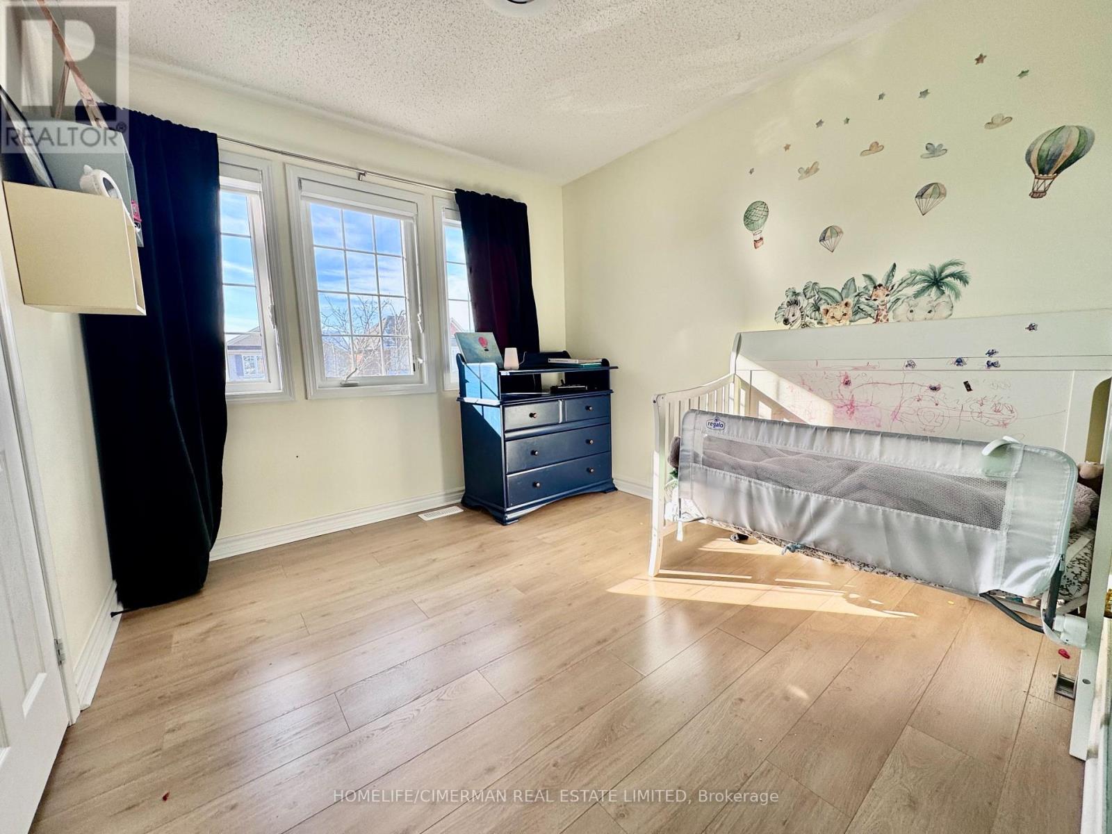 439 Cavanagh Lane, Milton, Ontario  L9T 8G6 - Photo 19 - W12629238