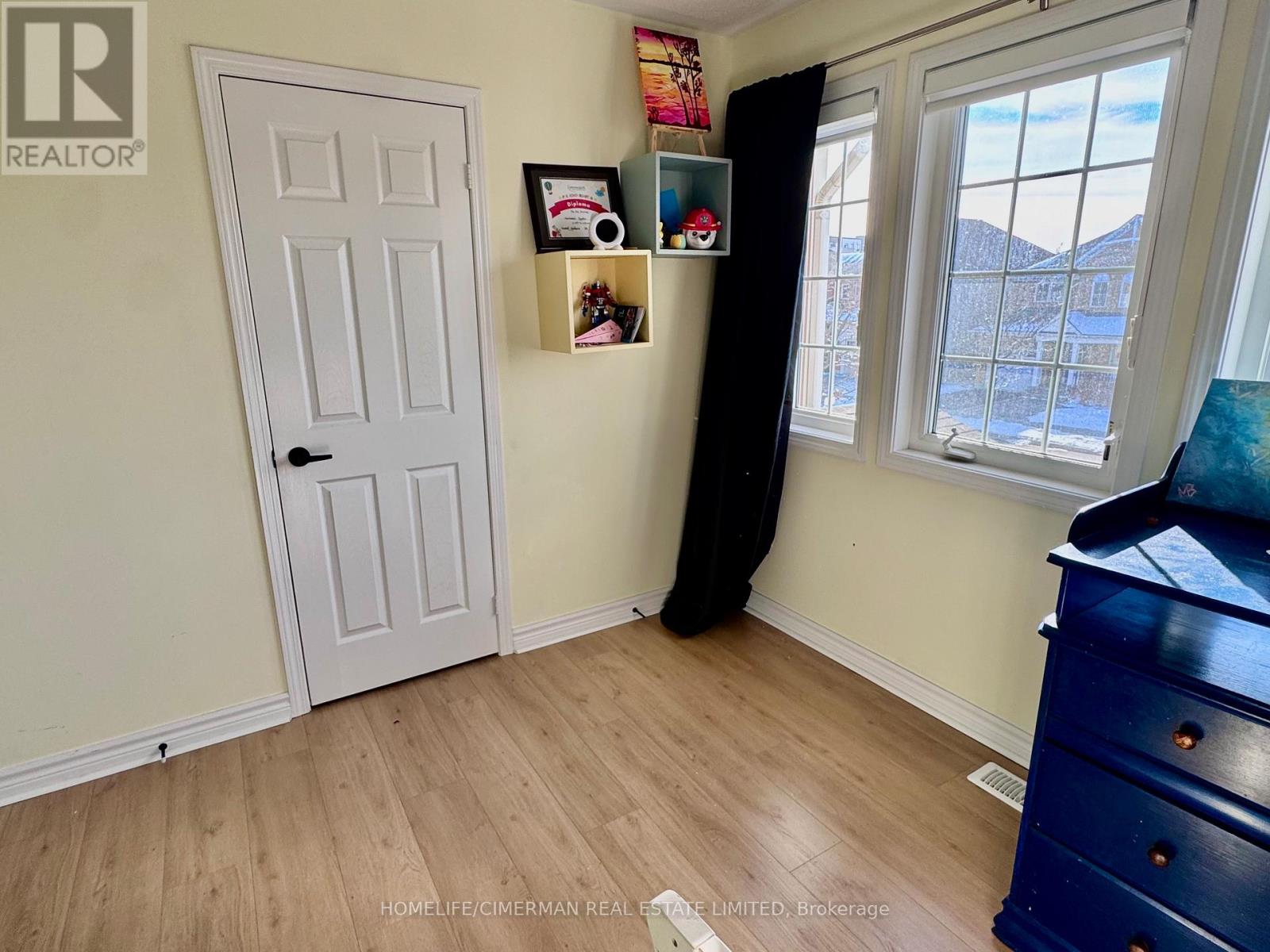 439 Cavanagh Lane, Milton, Ontario  L9T 8G6 - Photo 20 - W12629238