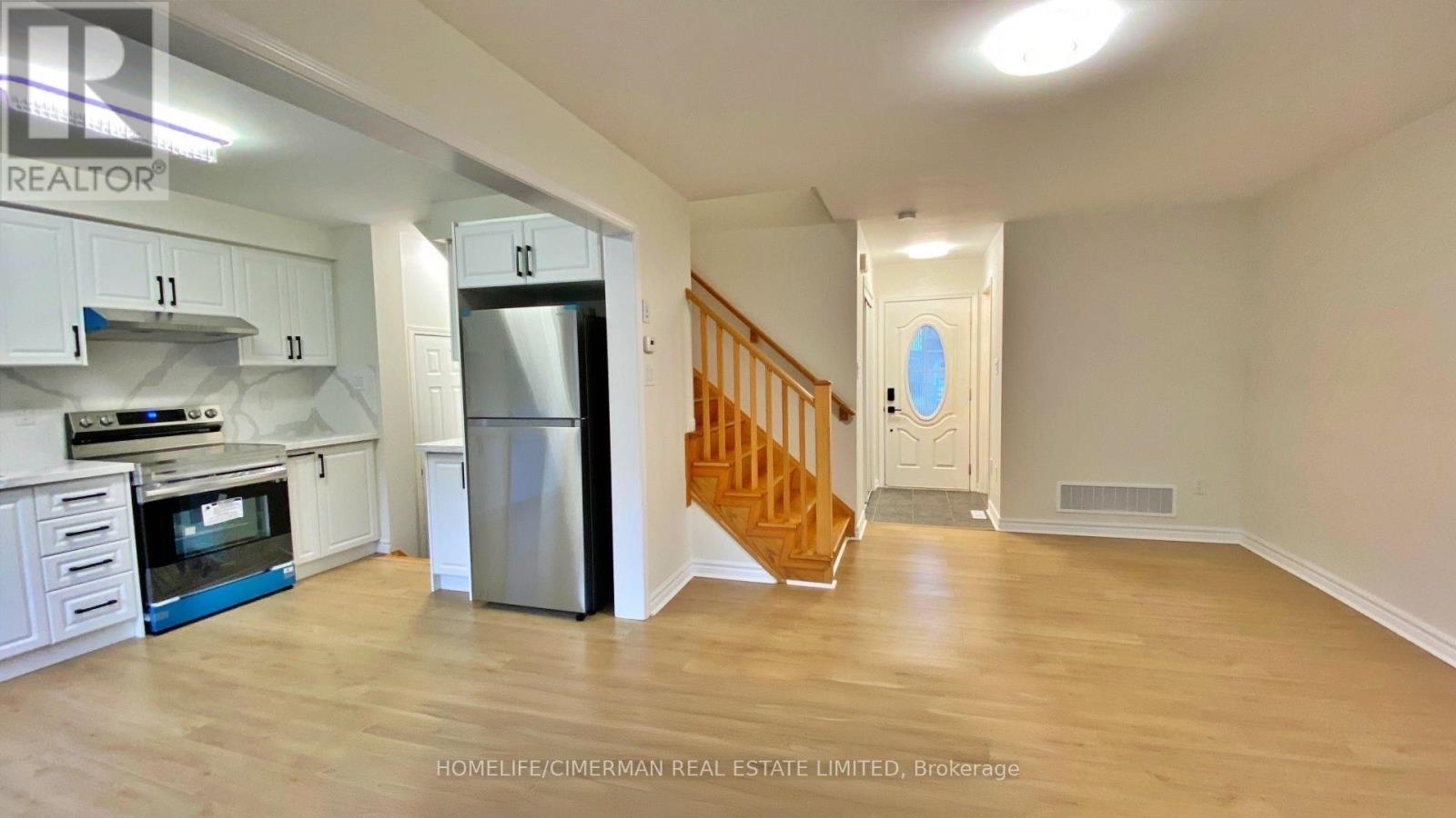 439 Cavanagh Lane, Milton, Ontario  L9T 8G6 - Photo 9 - W12629238