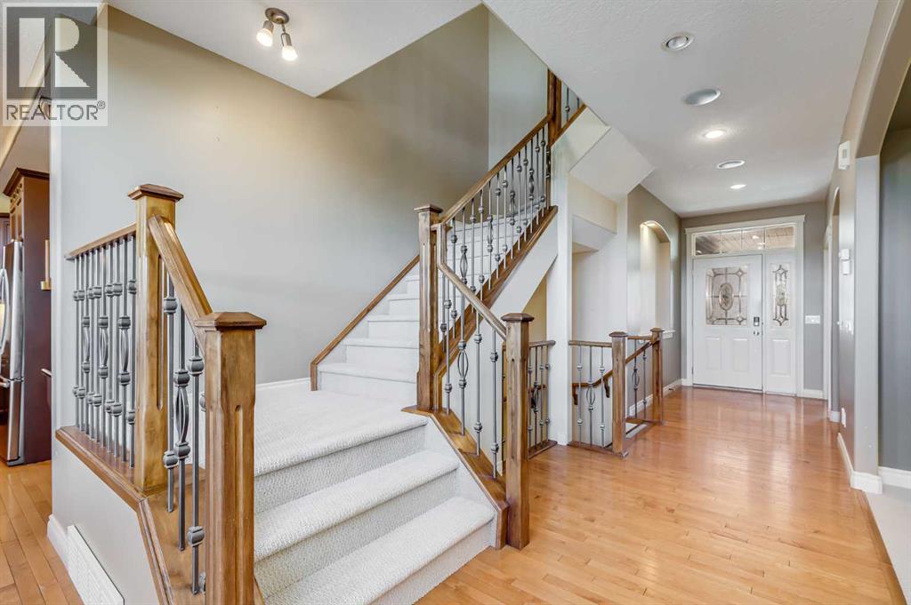 86 Springborough Green Sw, Calgary, Alberta T3H 5M5 - Photo 2 - A2232675