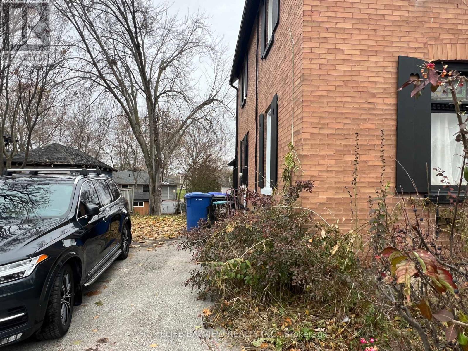 30 Queen Street, Innisfil, Ontario  L0L 1L0 - Photo 6 - N12629200