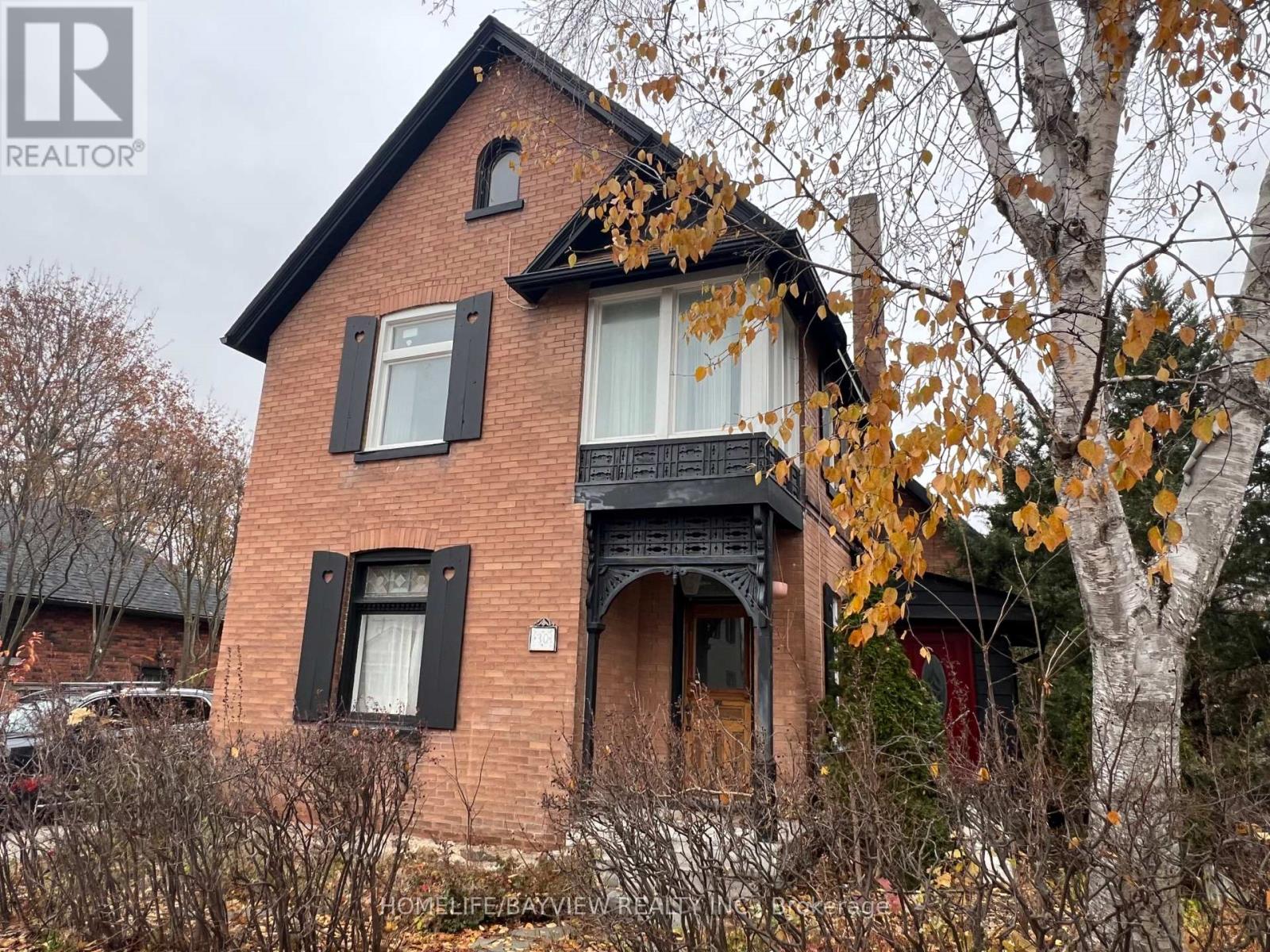 30 Queen Street, Innisfil, Ontario  L0L 1L0 - Photo 2 - N12629200