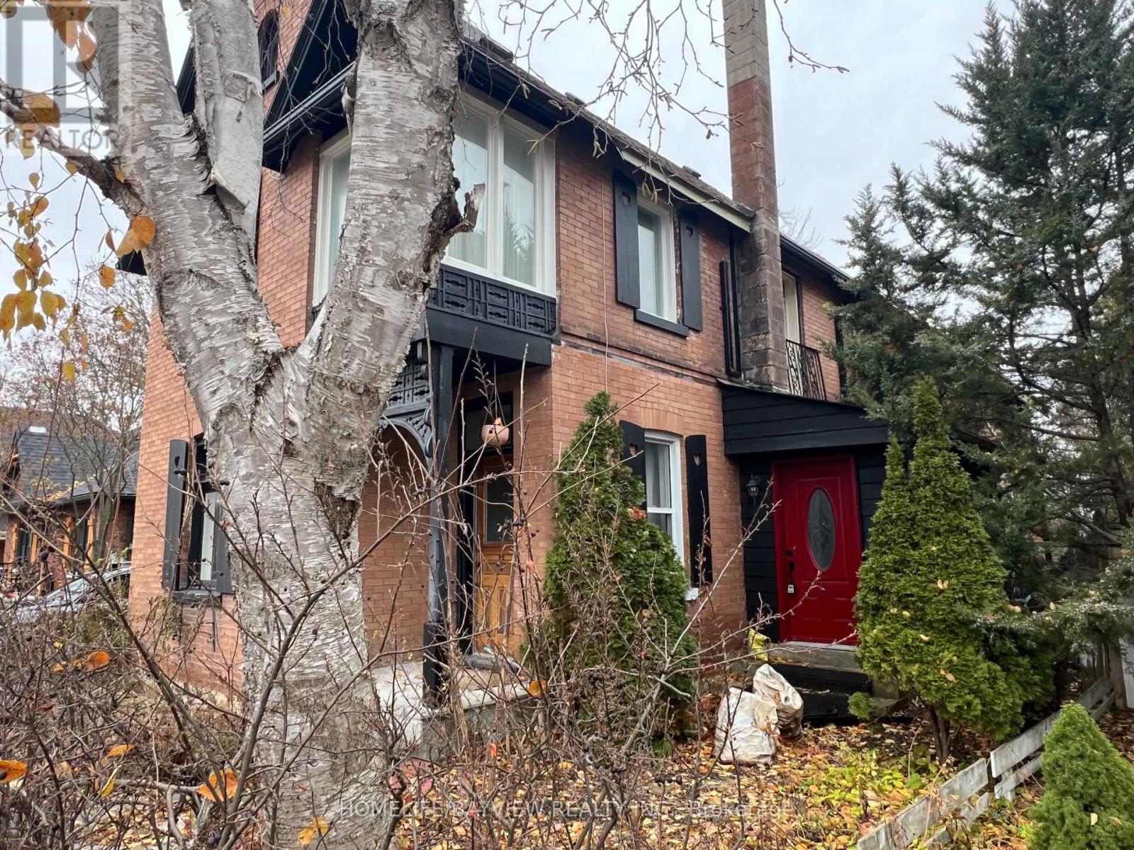 30 Queen Street, Innisfil, Ontario  L0L 1L0 - Photo 3 - N12629200