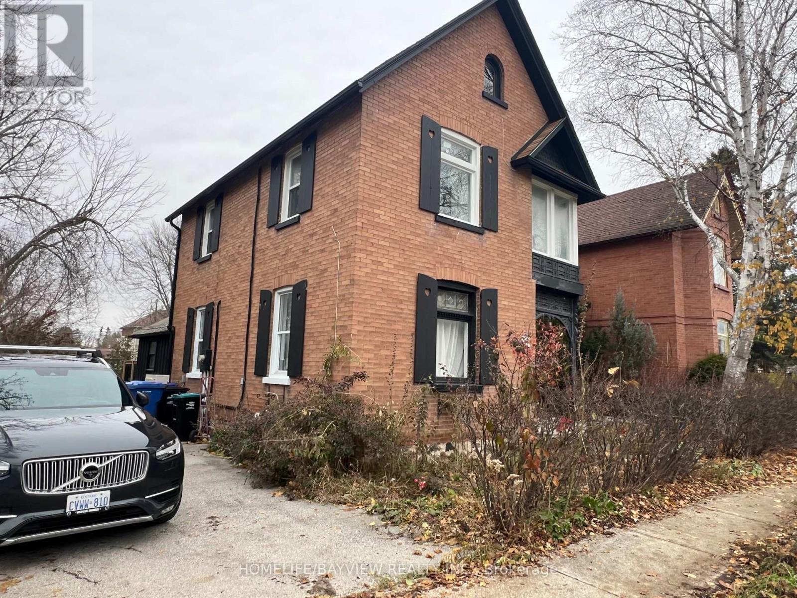 30 Queen Street, Innisfil, Ontario  L0L 1L0 - Photo 4 - N12629200