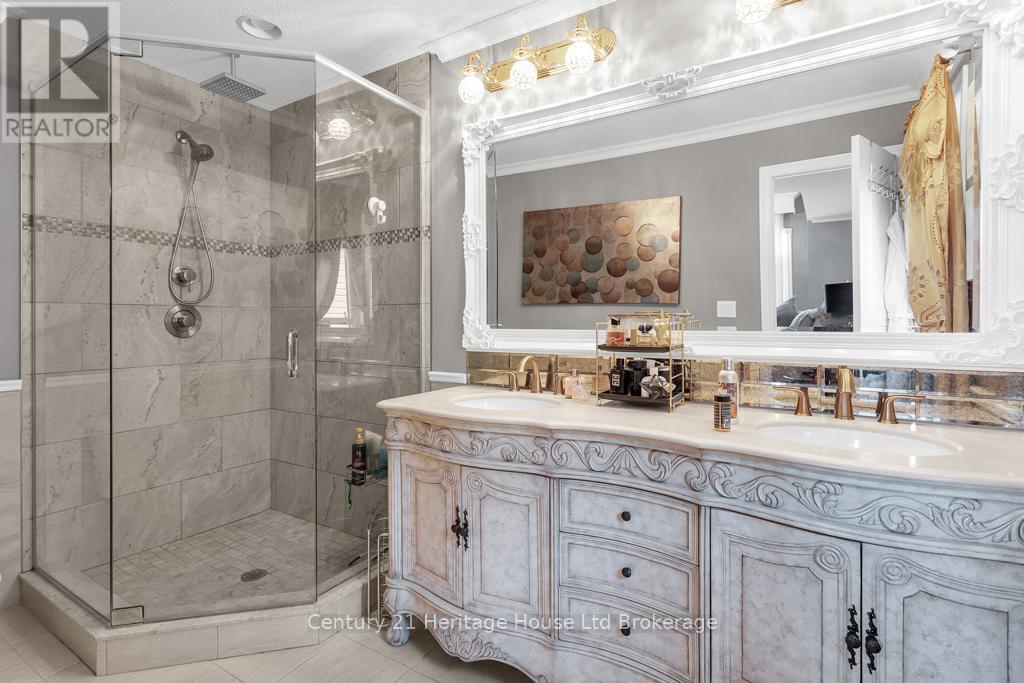 717 Normandy Drive, Woodstock (Woodstock - North), Ontario  N4T 0C5 - Photo 21 - X12440631