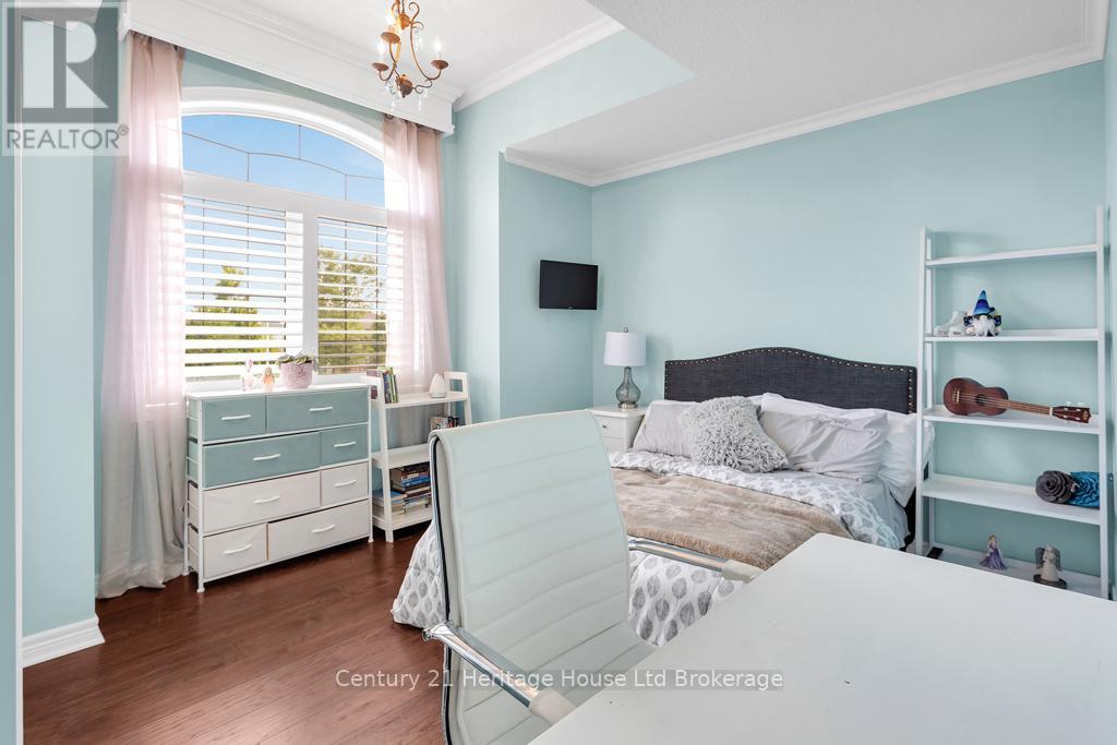 717 Normandy Drive, Woodstock (Woodstock - North), Ontario  N4T 0C5 - Photo 23 - X12440631