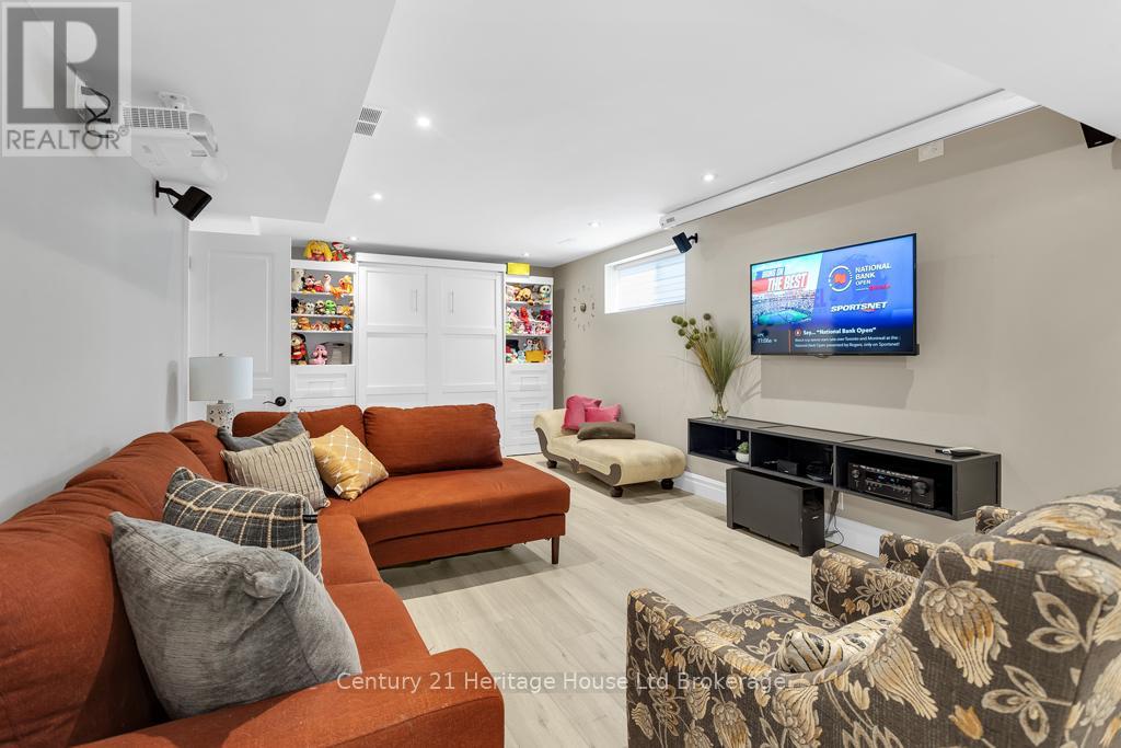 717 Normandy Drive, Woodstock (Woodstock - North), Ontario  N4T 0C5 - Photo 26 - X12440631